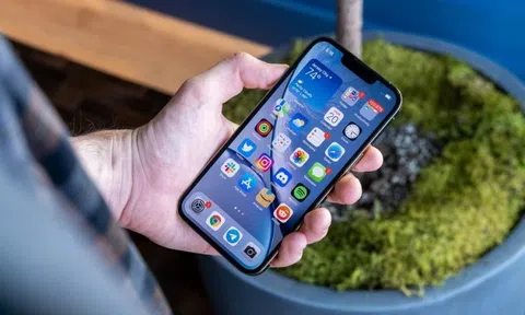 Bạn đã tốn rất nhiều giờ vuốt màn hình iPhone sai cách