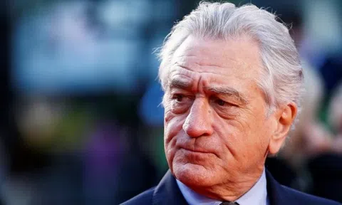 Robert De Niro có con thứ bảy ở tuổi 79