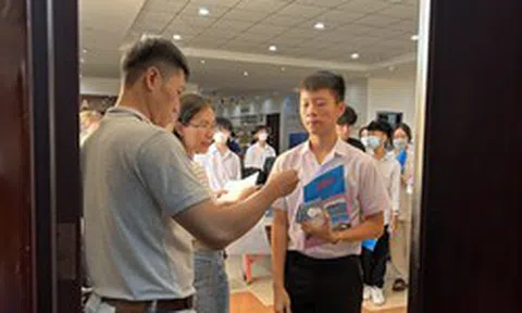 Trường ĐH công lập ở TP HCM công bố học phí lên tới 53 triệu đồng/năm