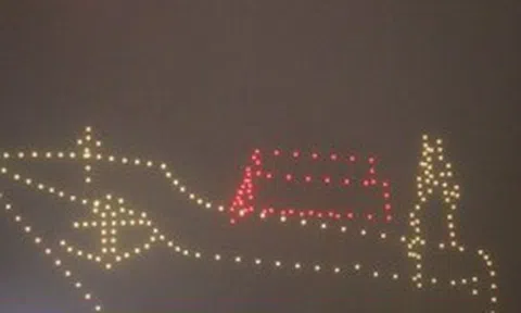 Hải Phòng: Đặc sắc màn trình diễn máy bay không người lái ở Lễ hội Hoa Phượng Đỏ