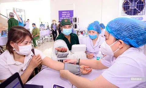 Hà Nội: Huyện Mê Linh huy động 400 y bác sĩ khám sức khỏe cho toàn dân