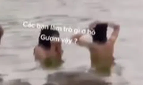Xôn xao hình ảnh nghi cắt ghép cảnh 2 cô gái "tắm tiên" ở hồ Gươm