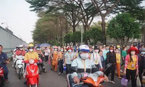 Công ty Pouyuen sa thải hàng nghìn lao động nữ trên 40 tuổi