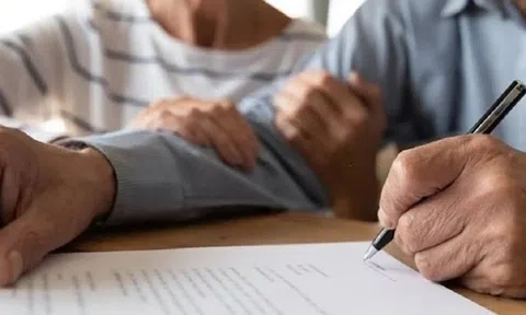 Lập di chúc để lại nhà đất nhưng không cho bán, có được không?