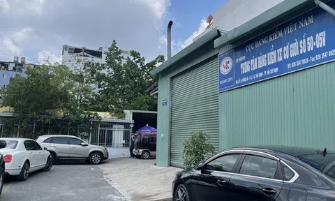 Mercedes rớt đăng kiểm: Phản ứng của các bên