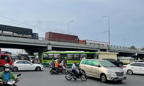 Cận cảnh “điểm đen” nút giao An Sương