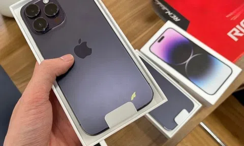 Lượng lớn iPhone 14 Pro Max tím nguyên seal gặp lỗi tróc sơn