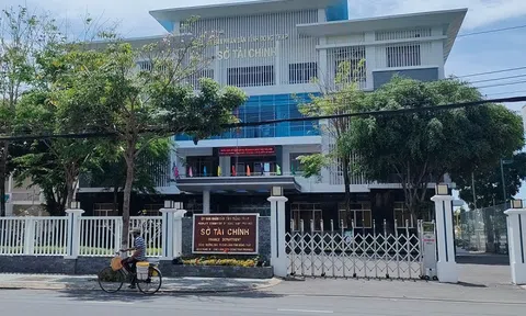 Nhiều địa phương hụt thu hàng trăm tỉ đồng nhưng vẫn "vung tay"