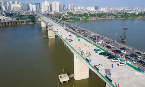 Hợp long cầu Vĩnh Tuy 2 trị giá hơn 2.500 tỷ đồng ở Hà Nội