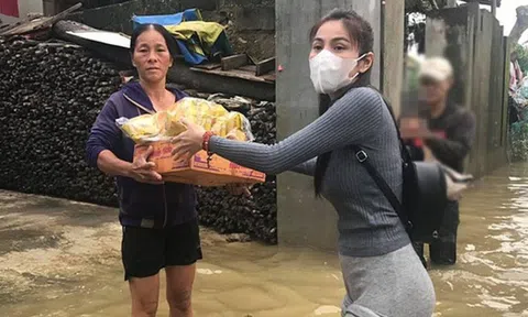Ca sĩ Thủy Tiên làm rõ thông tin phát thiếu tiền từ thiện cho bà con vùng lũ