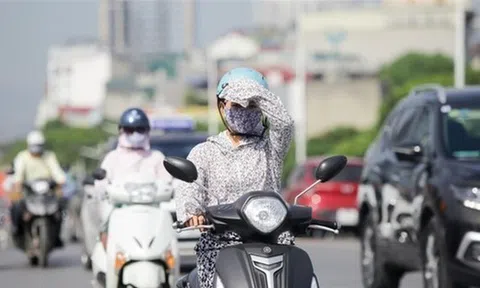 Miền Bắc, miền Trung nắng nóng đỉnh điểm