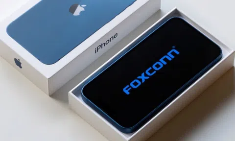 Foxconn tăng thưởng, thu hút công nhân lắp ráp iPhone 15