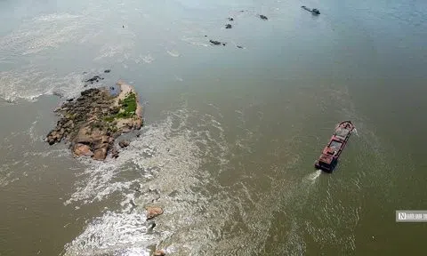 Dự án "xóa điểm đen" trên sông Hồng của Cục Đường thuỷ nội địa Việt Nam liên tục chậm tiến độ