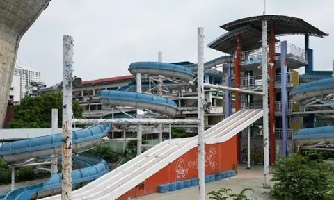 Cảnh hoang tàn của Công viên nước Đại Thế Giới nổi tiếng một thời ở TP.HCM