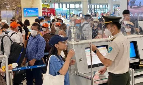 Đồng loạt thí điểm làm thủ tục hàng không bằng tài khoản định danh