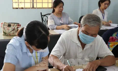 Người dân Bình Dương phấn khởi nhận tiền bồi thường dự án Vành đai 3