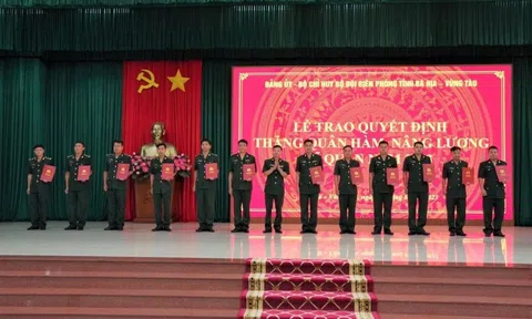 80 sĩ quan Biên phòng Bà Rịa -Vũng Tàu được thăng quân hàm, nâng lương