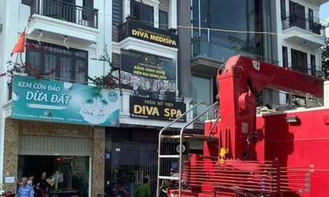 Hải Phòng: Cứu bốn người kẹt thang máy tại cửa hàng spa do mất điện