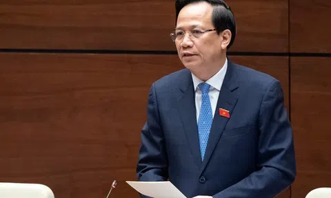 Bộ trưởng Đào Ngọc Dung: Ăn cơm công nhân mới hiểu sao người lao động buộc phải về quê