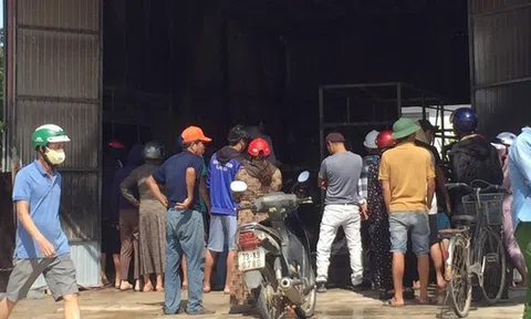 Quảng Bình: Cháy lớn gây hỗn loạn ở thị trấn Kiến Giang