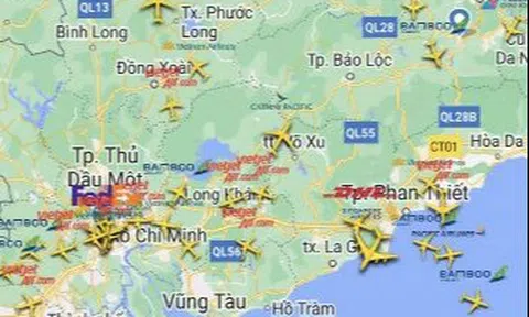 Hàng trăm chuyến bay bị ảnh hưởng do mưa dông tại sân bay Tân Sơn Nhất