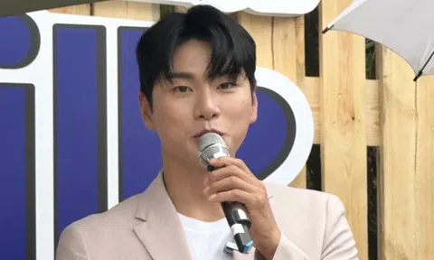 Sao 'Bỗng dưng trúng số' sắp hợp tác Trấn Thành