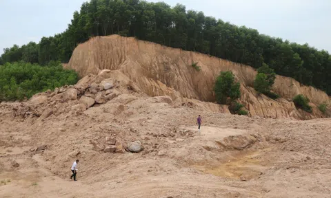 "Tiến thoái lưỡng nan" dự án do con cựu bí thư huyện Quế Sơn chủ thầu