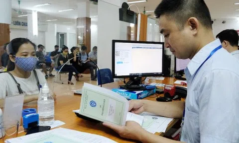 Chính phủ yêu cầu có giải pháp hạn chế số người lao động rút BHXH một lần