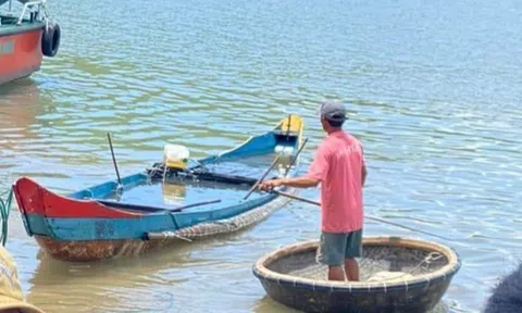 Người đàn ông mất tích khi ra biển câu mực