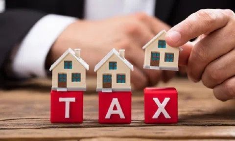 Anh ruột bán nhà cho em có được miễn thuế?