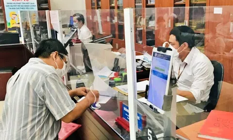 Sau 5 năm, cơ quan nhà nước ở Tp.HCM vẫn chưa tuyển được sinh viên xuất sắc