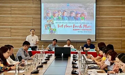 Xây dựng hình ảnh về một Việt Nam hạnh phúc qua góc nhìn khách quan