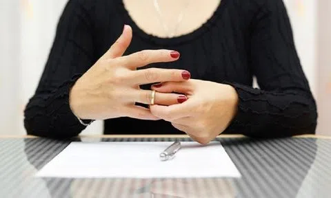 Chồng mất, muốn tái hôn có cần làm thủ tục ly hôn?