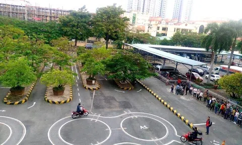 Từ 1/8, mức phí thi bằng lái xe A1, B1 và B2 tăng bao nhiêu tiền?