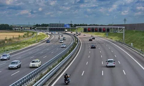 Bà Rịa - Vũng Tàu khởi công 2 dự án, tổng đầu tư trên 22.000 tỉ đồng