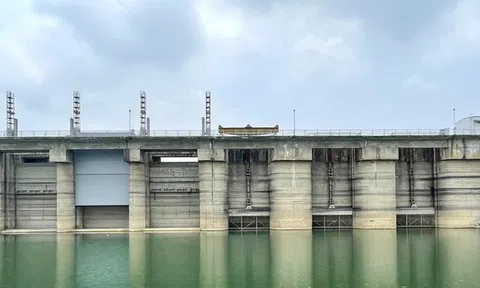 Nhiều hồ thủy điện thoát mực nước chết