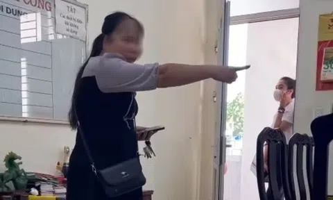 Sau khi xúc phạm cán bộ phường, nữ cán bộ Sở Nội vụ mới được đưa đi chữa bệnh