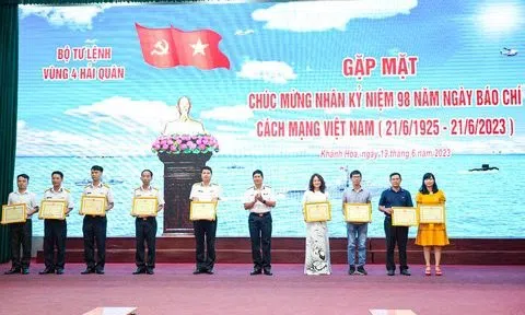 Phóng viên tạp chí ĐS&PL đạt giải báo chí tỉnh Đắk Lắk và Bình Dương