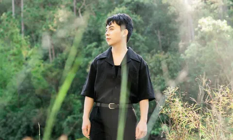 Ca sĩ Viết Thu: "Nhiều tiền thì ăn cơm với thịt, ít tiền thì sáng, trưa, chiều 3 củ khoai lang"