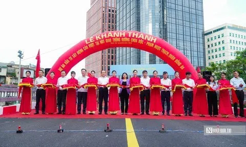 Chính thức thông xe cầu vượt chữ C đầu tiên ở Hà Nội trị giá 150 tỷ đồng