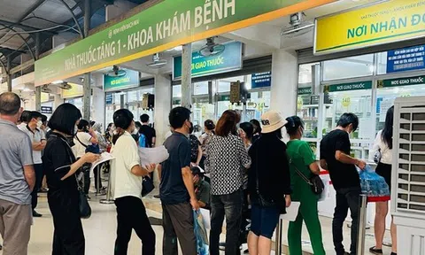 Lần đầu có khung giá khám chữa bệnh dịch vụ