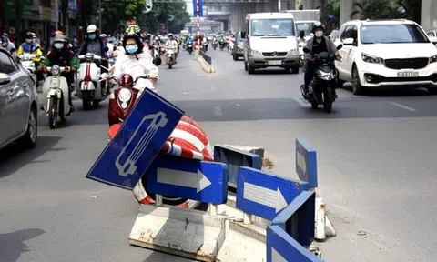 Dải phân cách cứng trên đường Nguyễn Trãi có cũng như không, nhiều ý kiến đề nghị tháo bỏ