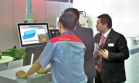 Hơn 400 nhà trưng bày từ 20 quốc gia quy tụ tại triển lãm về cơ khí