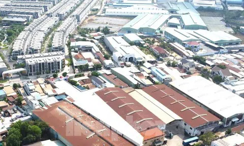 Toàn cảnh hàng nghìn nhà xưởng nằm trong khu dân cư ở Bình Dương sắp ‘khai tử’