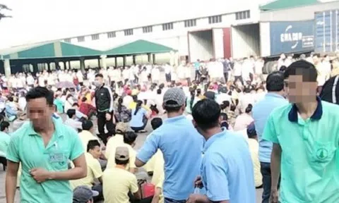 Vụ đình công ở Bình Dương: Thông báo mới liên quan đến thưởng tháng 13