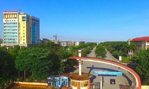 Giảng viên đột nhập phòng kế toán trường ĐH trộm tiền