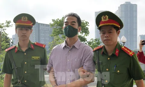 Cựu Thứ trưởng Tô Anh Dũng nói lần sau không được đưa tiền, nhưng đưa thêm 7 lần vẫn nhận