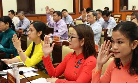 TP.HCM chi 120 tỷ đồng để mua xe thang, robot chữa cháy