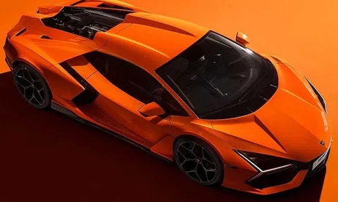 Siêu xe Hybrid Lamborghini vừa ra mắt đã cháy đơn đặt hàng đến năm 2025