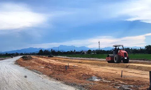 Sau chỉ đạo 'nóng' của chủ tịch tỉnh, công trường đường 200 tỷ... vắng tanh vắng ngắt